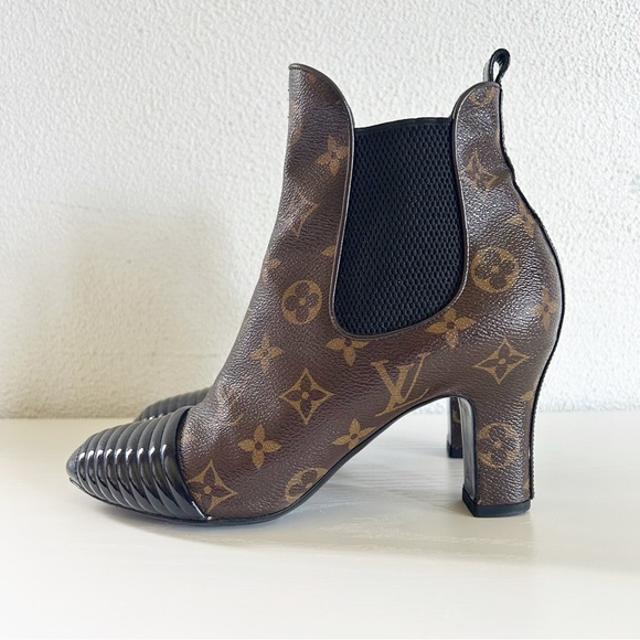 Louis Vuitton Monogram Revival Ankle Boots Black Toe Cap Heel Booties EU 37 - Picture 1 of 13